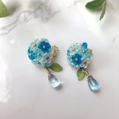 つまみ細工 ピアス［紫陽花のひと雫✴︎雨］