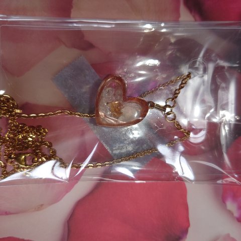 citrine petal gold necklace 1
