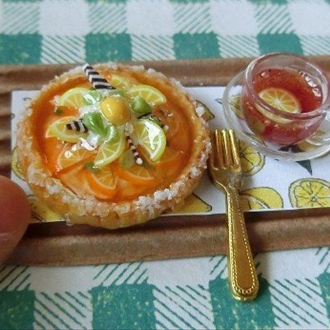 今日のおやつ・オレンジとレモンのチョコミントタルトセット