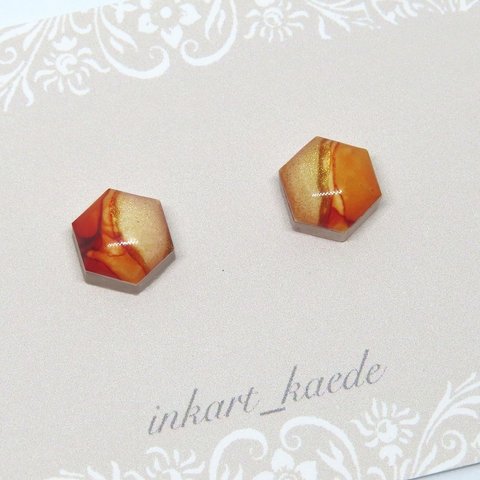 【イヤリング・ピアス】オレンジ×ゴールド　ヘキサゴン　10mm