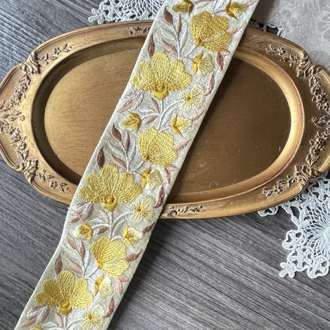 インド刺繍リボン　花　インド刺繍　スパンコール　刺繍リボン　リボン　りぼん　※10月よりゆうパケットにて発送