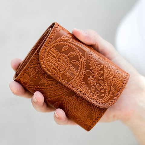小さい財布 送料無料 栃木レザー ペイズリー型押し コンパクト ウォレット PABLO オーク 本革 ミニ財布