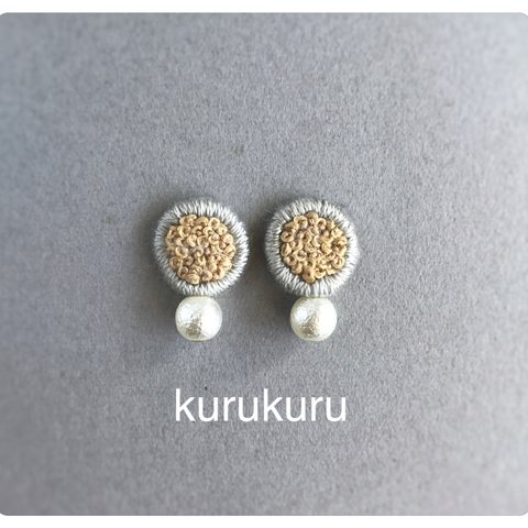 【特集掲載】コットンパール付き 刺繍ピアス