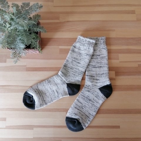 オーガニックのくつ下🧦✨¥1760→¥1560!!　ふかふかの履き心地で締め付けないオーガニックのくつ下 五倍子染め  ,  for ladies 