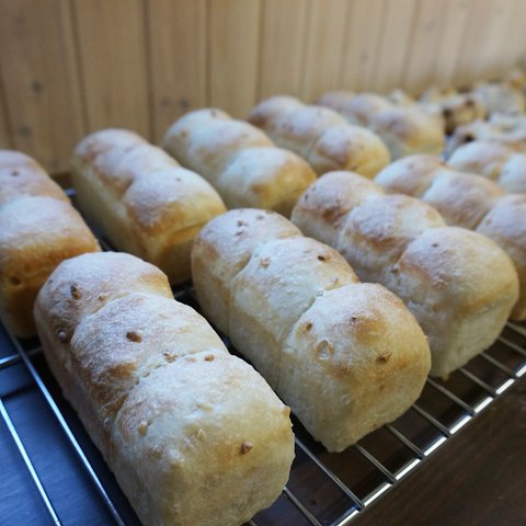 月替り＊ミニちぎり食ぱん(アーモンド)1個入