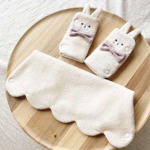 〔allタオル生地〕リボン付き白うさ🐰セット【首回り/よだれカバー】抱っこ紐首回りカバー&よだれカバー ネックカバー