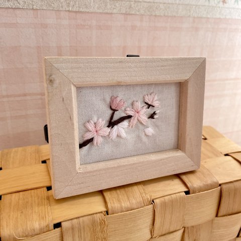 【刺繍フレーム】桜の手刺繍インテリアフレーム🌸✨