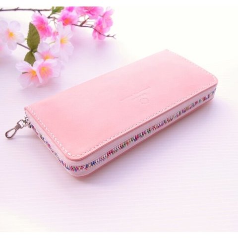 乙女椿のような春色ピンク   虹色ラウンドファスナー長財布