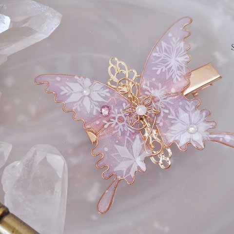 （purple）雪の妖精の蝶へアクリップ（hair ornaments of  butterfly 〜fantasy of spring and winter〜）