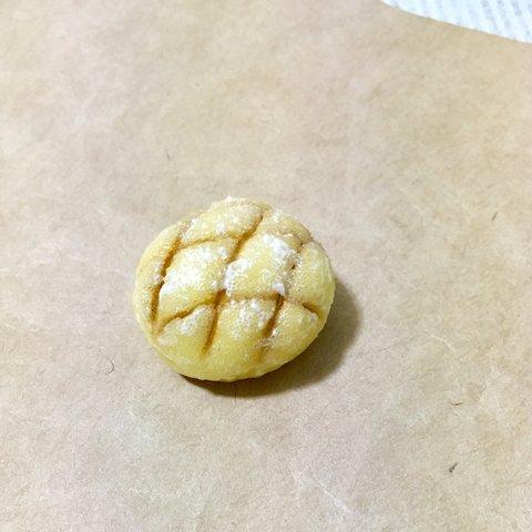 樹脂粘土のメロンパンマグネット