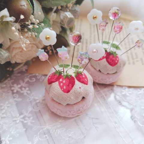 いちごのキュートまち針＆ピンクッション🍓