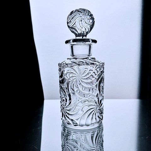 花のオールドバカラ ローザスミュルティプルの香水瓶 #特大89【1916年】
