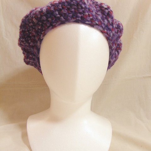 紫グラデのニットベレー帽