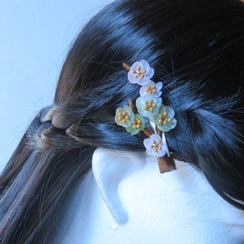 【アウトレット品】梅のヘアクリップ 和風 髪飾り 枝 袴 緑 白