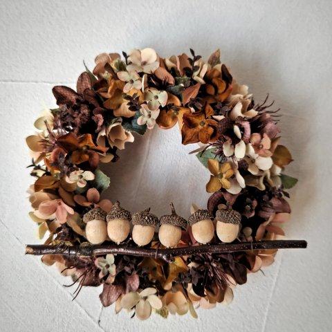 acorn  6brothers  wreath 