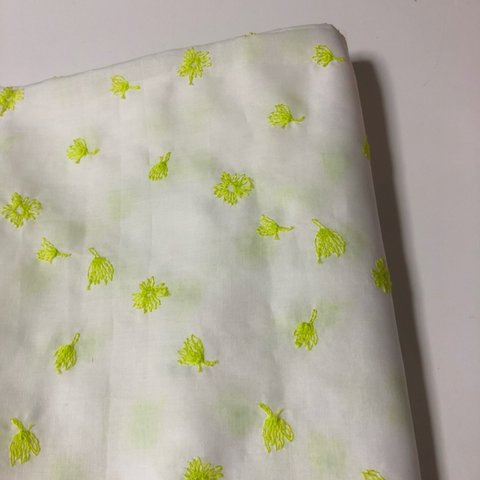 刺繍生地　蛍光イエロー