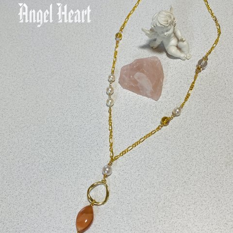 新作！～Angel　Heart～天然石　ムーンストーン、パールとキラキラビーズのネックレス　GOLD