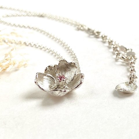 【一点物】一輪の桜ネックレス（ピンクサファイア）（silver925）
