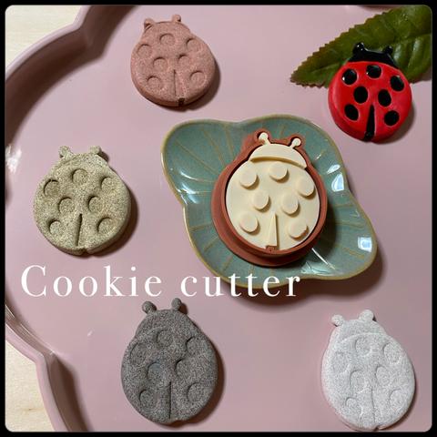 【てんとう虫】　クッキー型