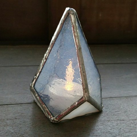 多角形のステンドグラス　キャンドルライト２