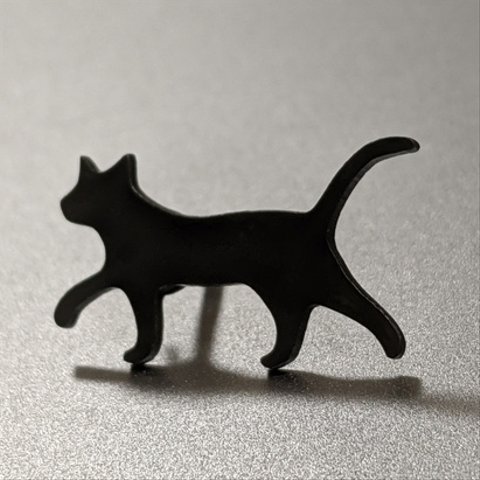 黒猫【ピンバッジ/ブローチ】