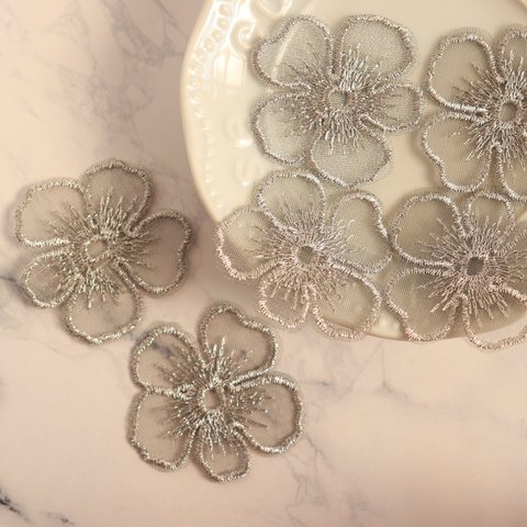 オーガンジー刺繍レース＊シルバーのお花＊6枚入り