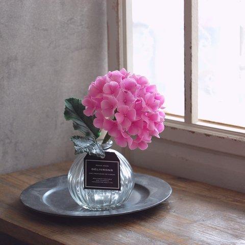 ◆粘土のお花◆　紫陽花をぽってりガラスボトルに飾って・・・ピンク　高さ約16センチ　A651