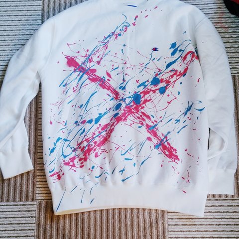 A line of dripped paint☆championスウェットシャツ☆ホワイト