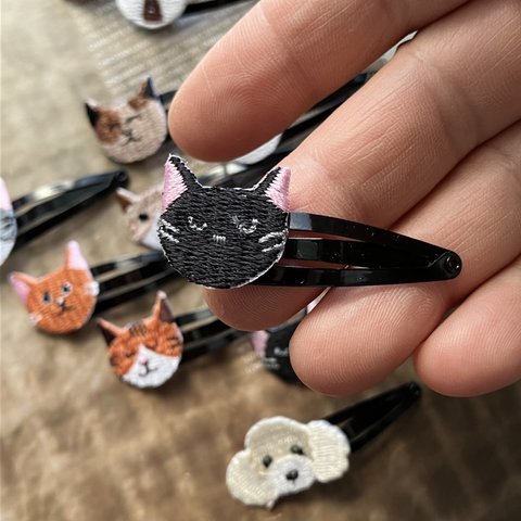 黒猫ペッチンピン ピンが黒いタイプ