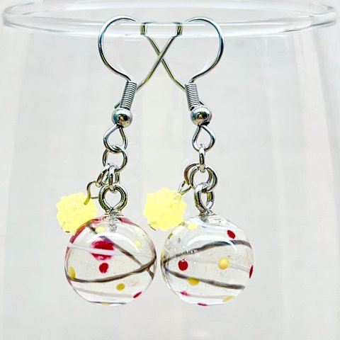 4872.クリアヨーヨー＆こんぺいとうピアス ヨーヨーピアス/ヨーヨーイヤリング [[ブラック]] 水風船/浴衣/お祭り花火大会／縁日