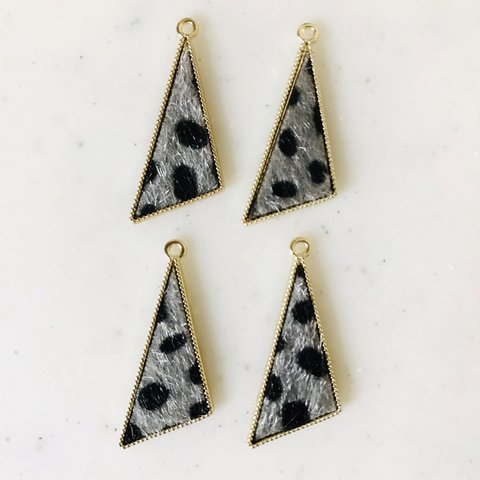 Grey Leopard Fur Triangle Pendant Tops