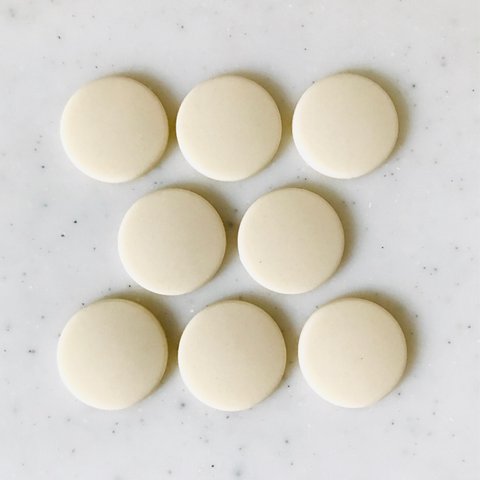 White 25mm Circle Cabochons