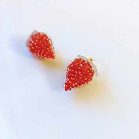 Strawberry Earring