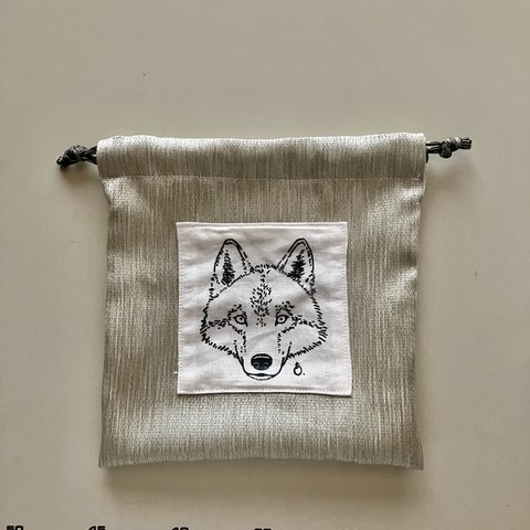 オオカミ　カーテン生地の巾着　