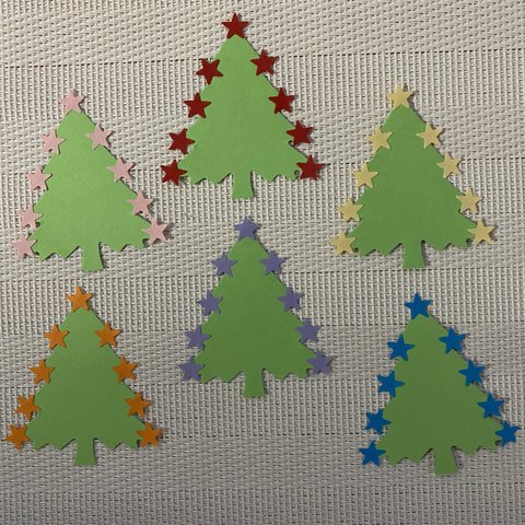 クラフトパンチ　クリスマス　クリスマスツリー　黄緑色　星　メッセージカード　アルバム素材　保育園　幼稚園