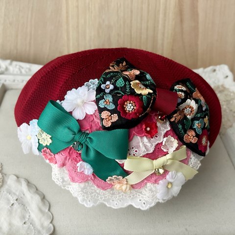 デコレーションサマーベレー　赤×刺繍リボン