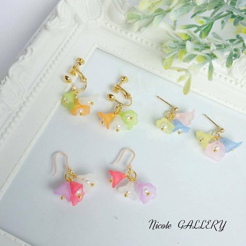 プチフラワー　ピアス/イヤリング