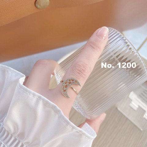 韓国ファッション　キラキラムーンモチーフリング　指輪　アクセサリー　-1200