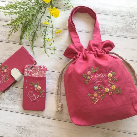 手刺繍の小鳥とお花のお出掛けセット