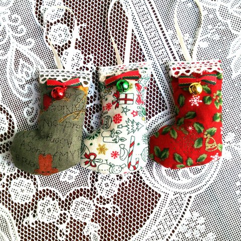クーフゥからのクリスマスプレゼント天然100％ハーブサシェ(香り袋）（ラベンダー）3個組