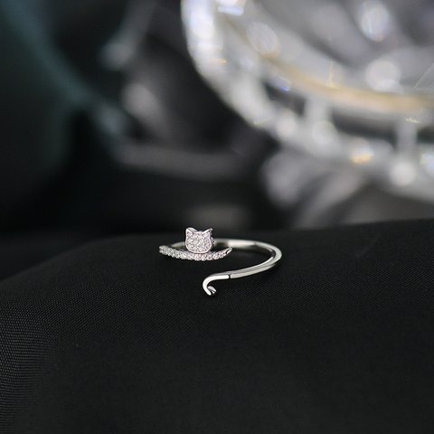 シルバー925  かわいい　ネコ　リング　指輪　silver925 フリーサイズ　大きさ調整可能