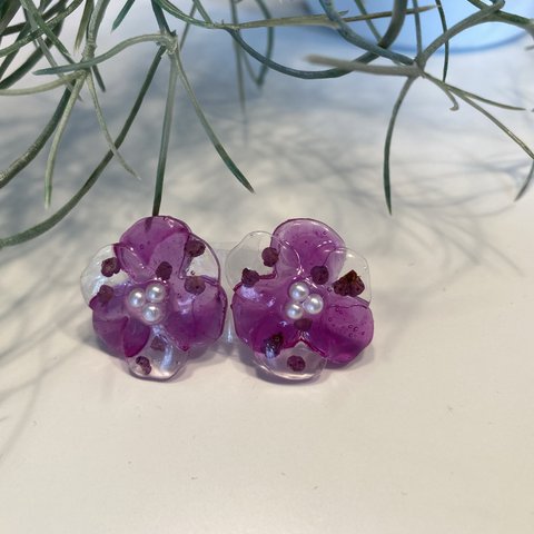 ハンドメイド　お花のピアス　イヤリング