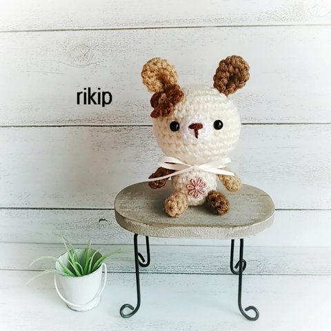 small simple rabbit