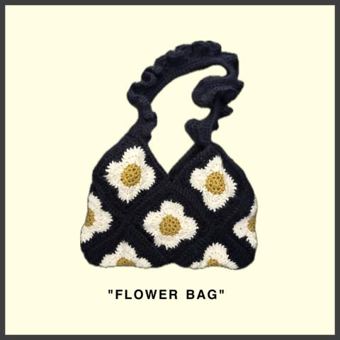 ちょっとしたお出掛けに❤︎ FLOWER BAG  編みバッグ　