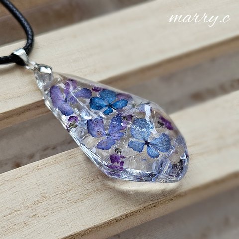 紫陽花～*琉球ガラス鉱石ネックレスmarry.c's handmadeaccessory