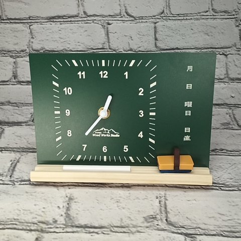 100均商品リメイク　黒板メモ　置き時計　ファニーシリーズ