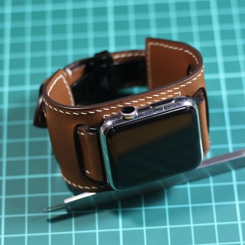 高級革使用Apple Watchレザーバンドストラップ 腕時計ベルト　レザーベルト L3 受注製作