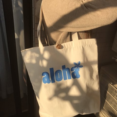 トートバッグ(AlohaプルメリアBLUE) 横37cm×縦37cm×奥行8.5cm/お出かけ/スーパー