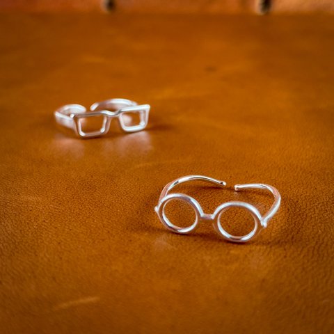 丸メガネのおもしろ指輪（リング）
