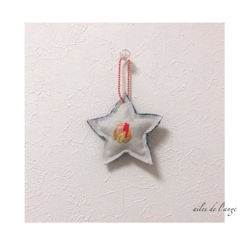 no.588 - flower embroidery ＊ star charm ②